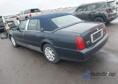 2003 Cadillac Deville Standard z USA, uszkodzony, nr VIN 1G6KD54YX3U275708